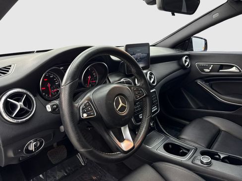 Used 2018 Mercedes-Benz CLA 250 image 18