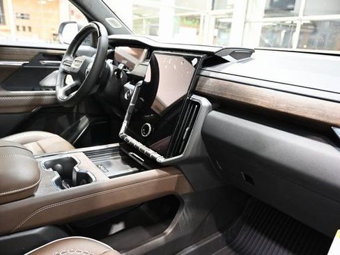 New 2026 GMC Acadia Denali Ultimate w/ LPO, Floor Liner Package image 14