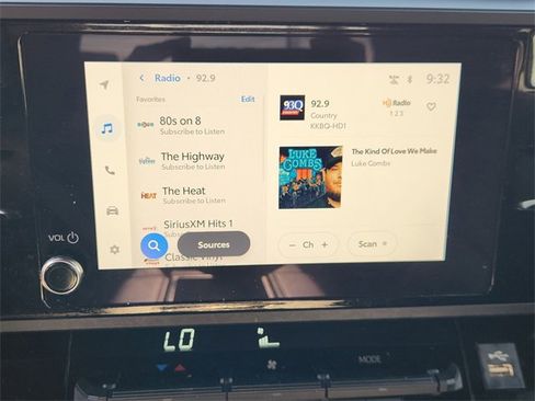 Used 2025 Toyota Tundra SR image 16