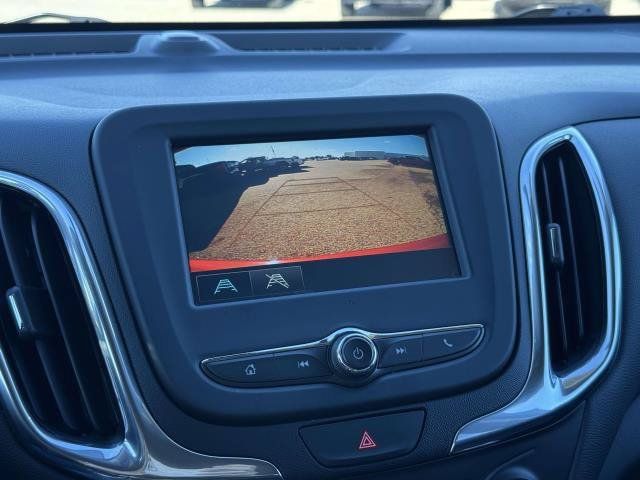 Used 2018 Chevrolet Equinox LT FWD image 25