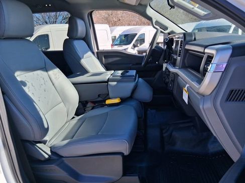 New 2025 Ford F450 XL w/ XL Chrome Package AWD/4WD image 18
