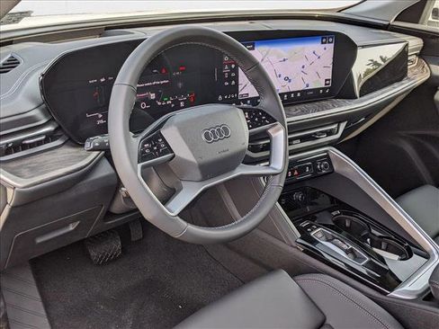 New 2025 Audi Q5 Premium Plus image 3