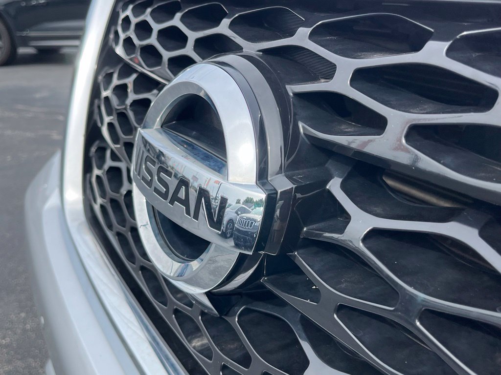 Used 2018 Nissan Armada Platinum w/ Interior Lighting Package AWD/4WD image 4