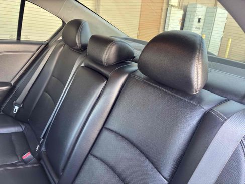 Used 2017 Honda Accord EX-L image 49