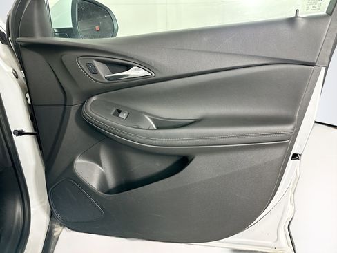 Used 2025 Buick Encore GX Preferred image 29