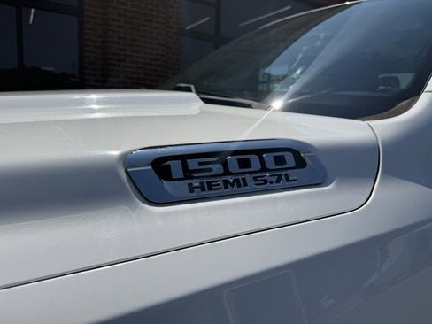 Used 2019 RAM 1500 Big Horn AWD/4WD image 12