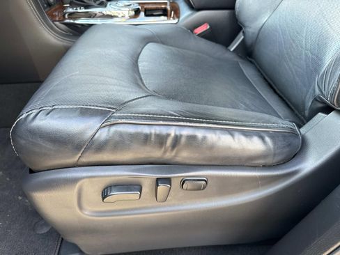 Used 2019 INFINITI QX80 Luxe image 17