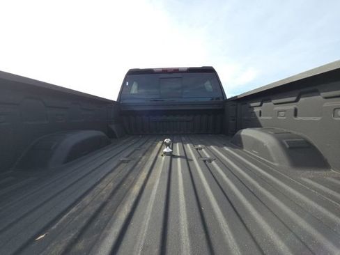 Used 2021 GMC Sierra 2500 Denali w/ Denali Ultimate Package image 11