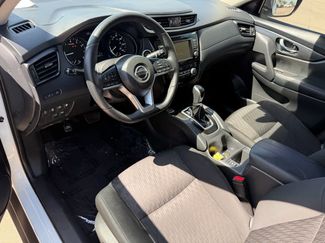 Used 2020 Nissan Rogue SV FWD video 2