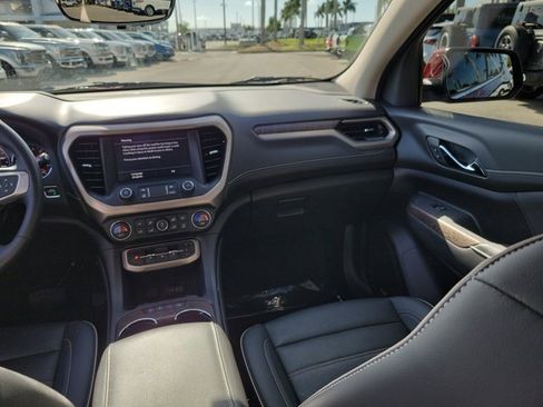 Used 2023 GMC Acadia Denali w/ Denali Ultimate Package image 18