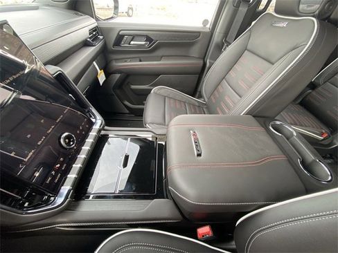 New 2026 GMC Yukon XL AT4 Ultimate image 21