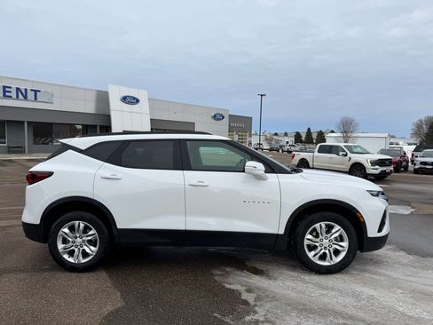 Used 2021 Chevrolet Blazer LT image 2