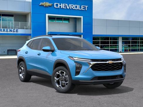 New 2026 Chevrolet Trax LT w/ Driver Confidence Package image 25