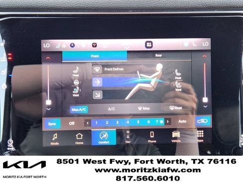 Used 2024 Jeep Wagoneer L Series II w/ Flexible Seating Group AWD/4WD image 18