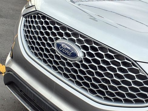 Certified 2024 Ford Edge SEL w/ Convenience Package image 30