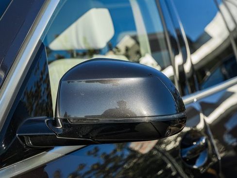 Used 2022 BMW X7 xDrive40i w/ Premium Package image 14