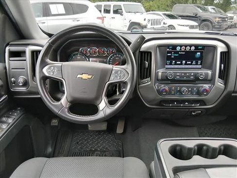 Used 2018 Chevrolet Silverado 1500 LT w/ All Star Edition RWD image 11