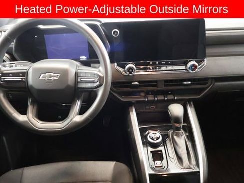 Used 2023 Chevrolet Colorado Trail Boss w/ Technology Package image 15