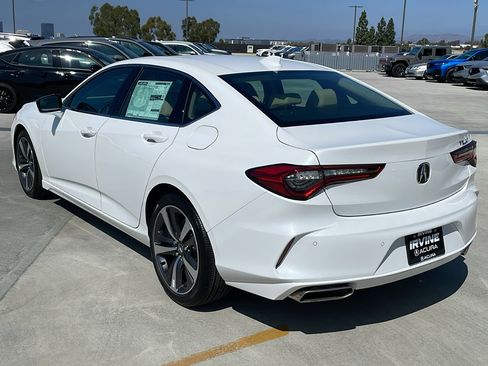 New 2025 Acura TLX w/ Technology Package image 3