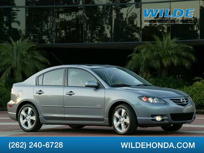 Used 2005 MAZDA MAZDA3 s w/ Moonroof & 6-CD Pkg
