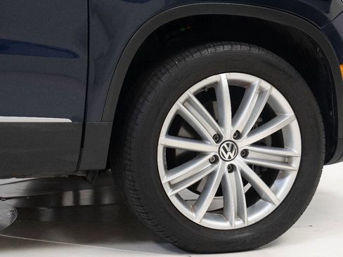 Used 2013 Volkswagen Tiguan SE image 21