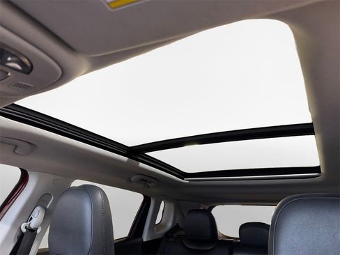 Used 2019 Jeep Compass Trailhawk w/ Leather Interior Group image 23