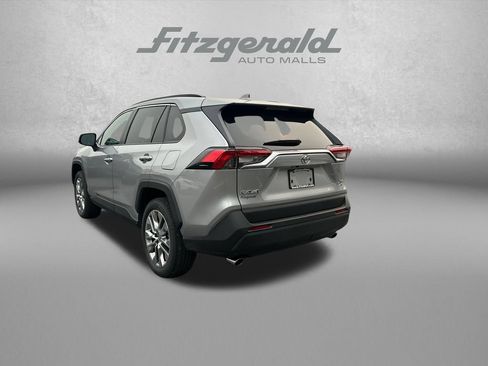 Used 2025 Toyota RAV4 XLE Premium w/ Weather Package AWD/4WD image 6