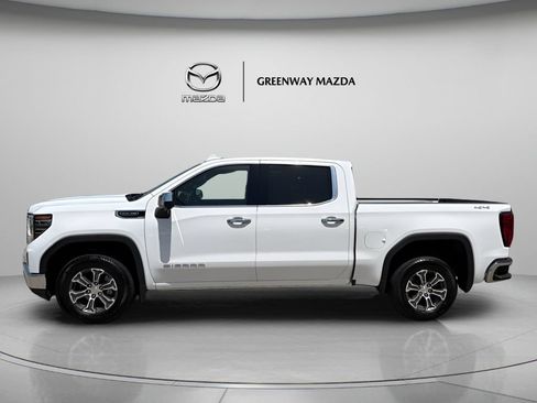 Used 2026 GMC Sierra 1500 SLT AWD/4WD image 4