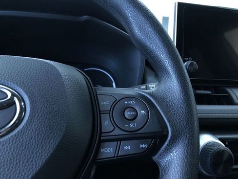 Certified 2025 Toyota RAV4 LE image 26