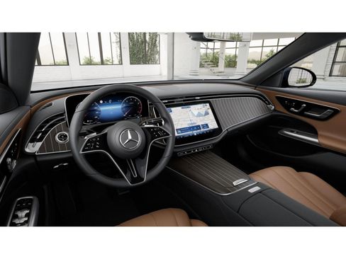New 2026 Mercedes-Benz E 450 4MATIC Sedan image 3