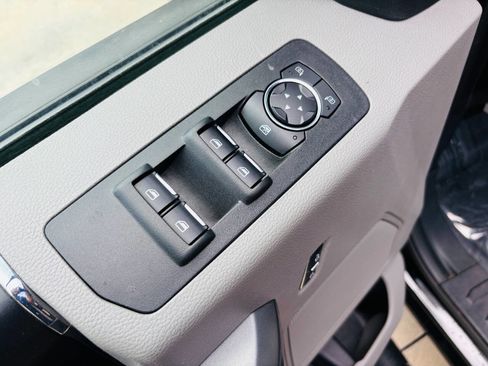Used 2018 Ford F150 XLT w/ Equipment Group 301A Mid image 32