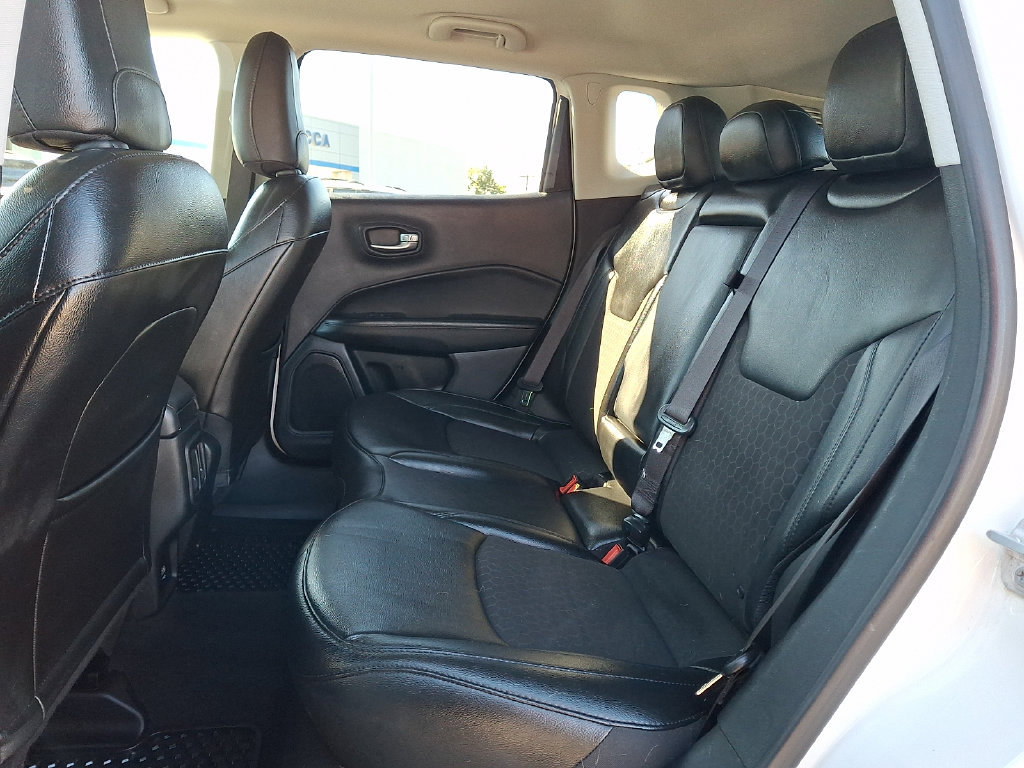 Used 2020 Jeep Compass Latitude AWD/4WD image 14