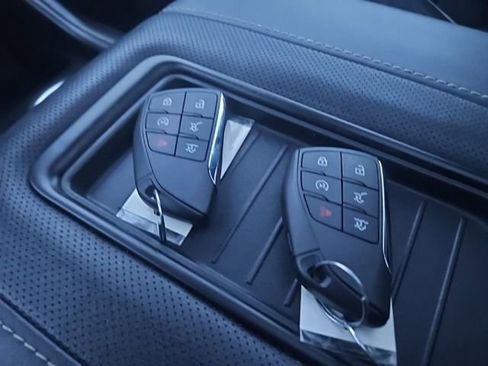 Used 2023 Chevrolet Tahoe Premier w/ Advanced Technology Package image 15