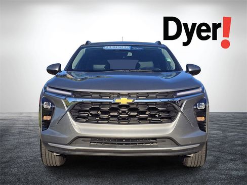 Certified 2025 Chevrolet Trax LT image 9