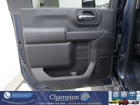 Used 2022 Chevrolet Silverado 2500 Custom w/ Custom Value Package AWD/4WD image 16