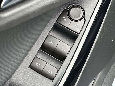 New 2026 Chevrolet Equinox LT image 20