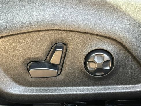 Used 2019 Jeep Renegade Altitude w/ Quick Order Package 2XM image 24