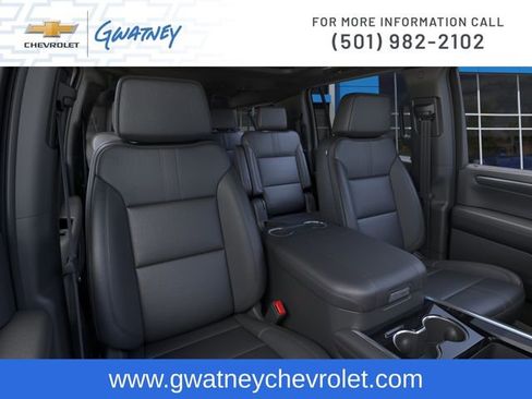 New 2026 Chevrolet Suburban RST AWD/4WD image 16