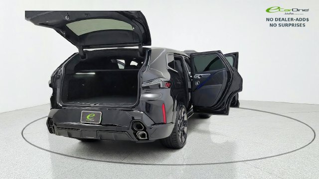 Used 2023 BMW XM AWD/4WD image 18