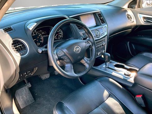 Used 2018 Nissan Pathfinder SL w/ Midnight Edition Package image 17
