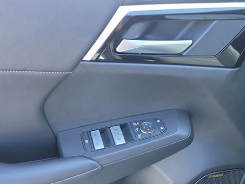 New 2026 Mitsubishi Outlander SE image 23