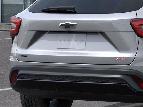 New 2026 Chevrolet Trax RS w/ Driver Confidence Package image 14