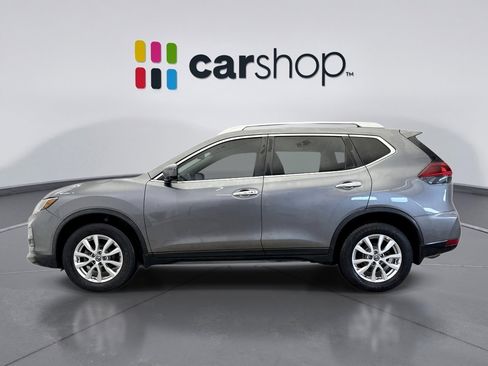 Used 2018 Nissan Rogue SV w/ Premium Package image 2