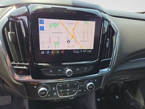 Used 2023 Chevrolet Traverse Premier AWD/4WD image 24