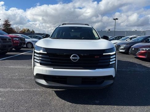 New 2026 Nissan Kicks SR w/ Cold Weather Package image 3