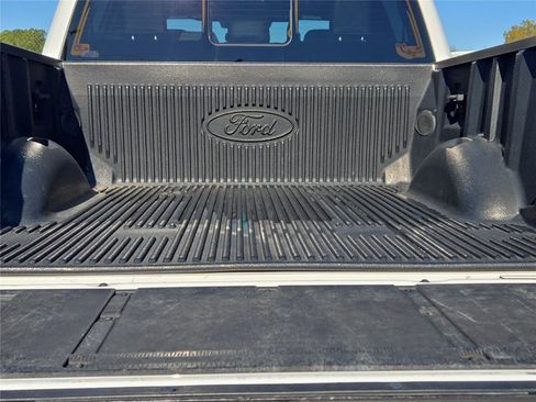Used 2022 Ford F150 Lariat w/ Equipment Group 502A High AWD/4WD image 19