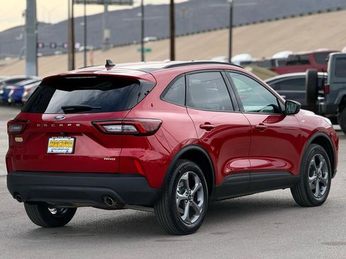 Used 2025 Ford Escape ST-Line AWD/4WD image 7