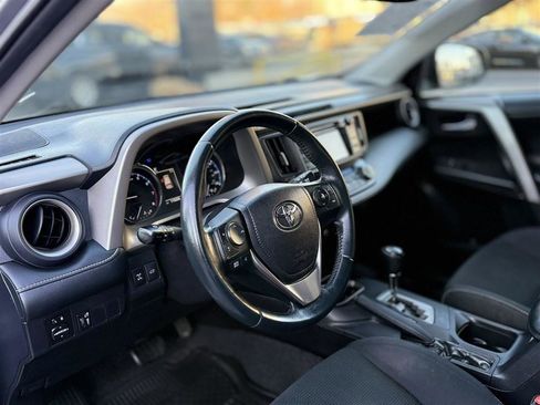 Used 2016 Toyota RAV4 XLE image 23