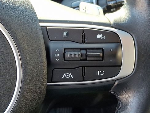 Certified 2023 Kia Sportage EX image 22