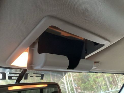 Used 2010 Ford F150 Lariat image 60